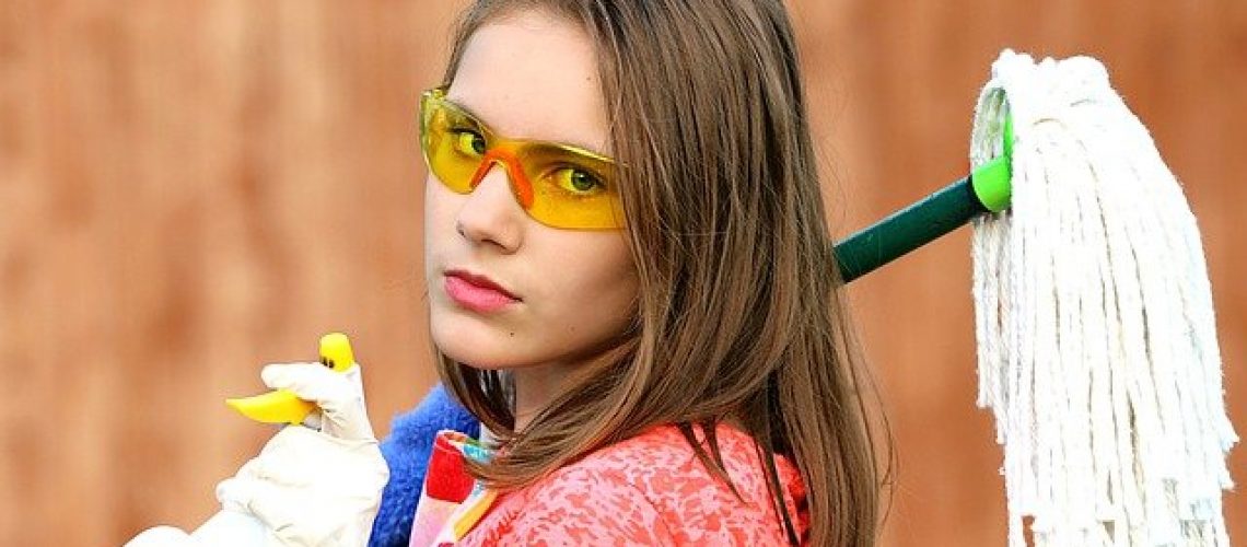 girl-1531575_640